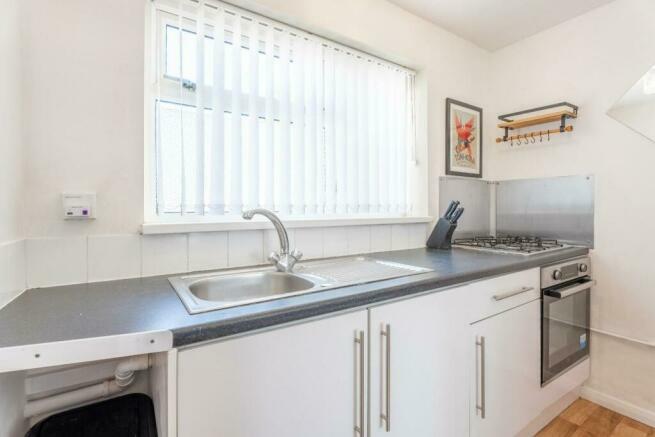 Kitchen 3.jpeg