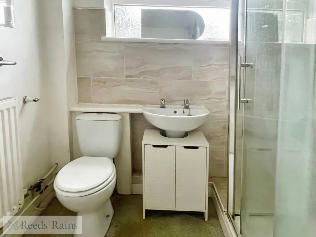 Shower Room/ Wc