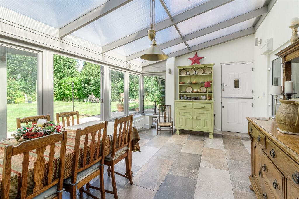 18 Burton Road, Measham