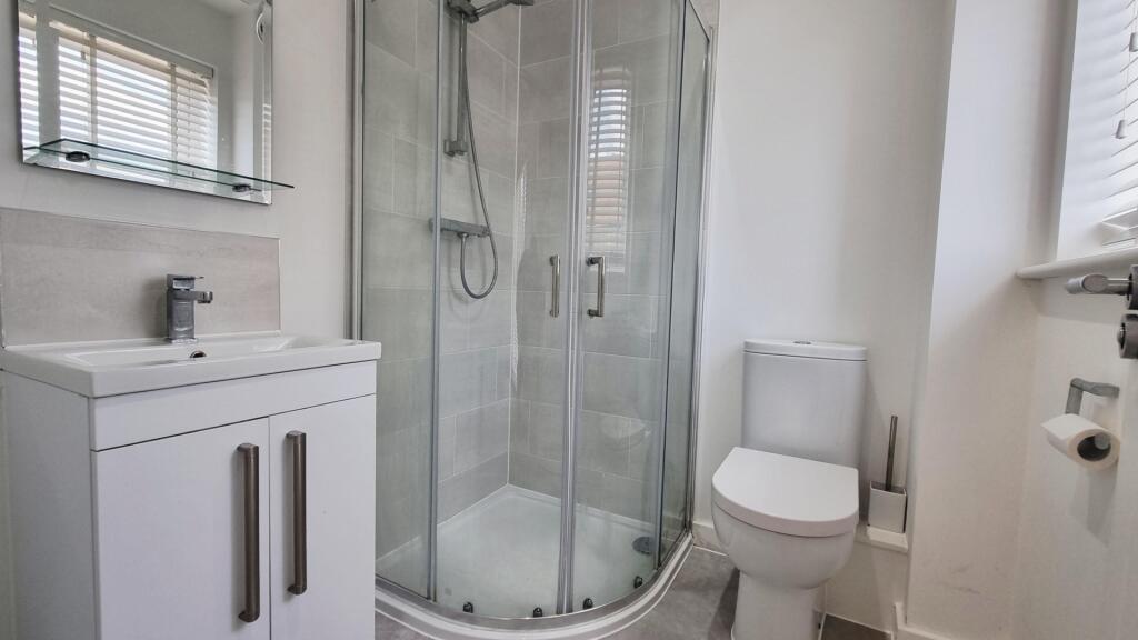 Front Bedroom Ensuite