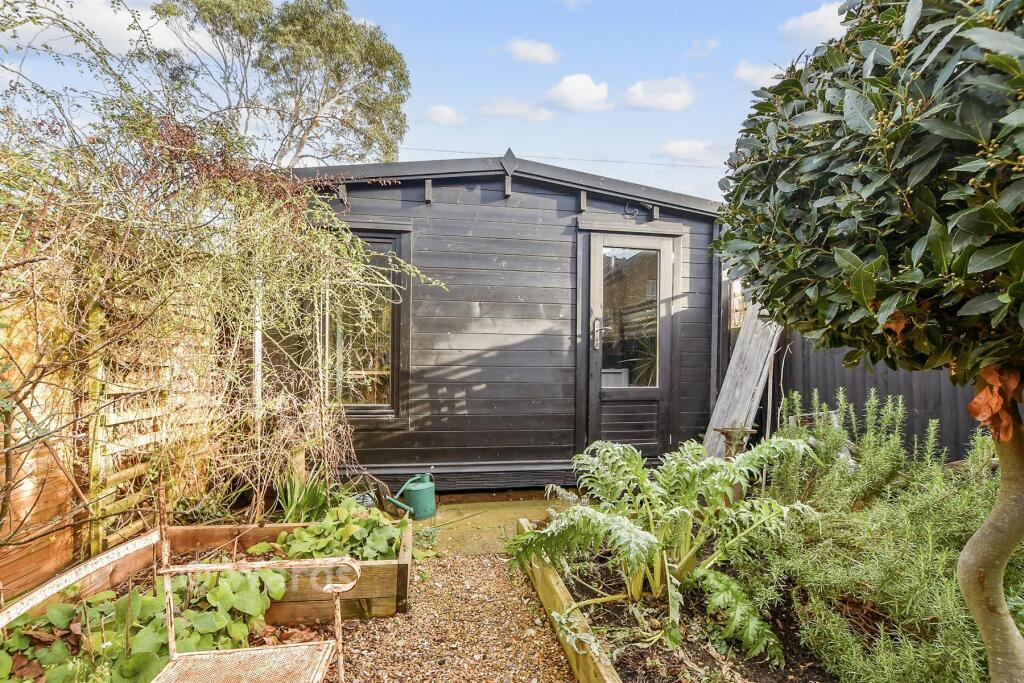 Workshop/Outbuildings