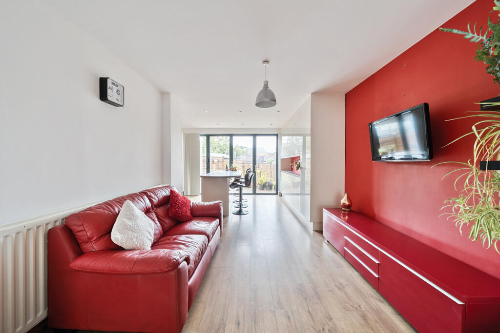 1305002-4-6842b70...