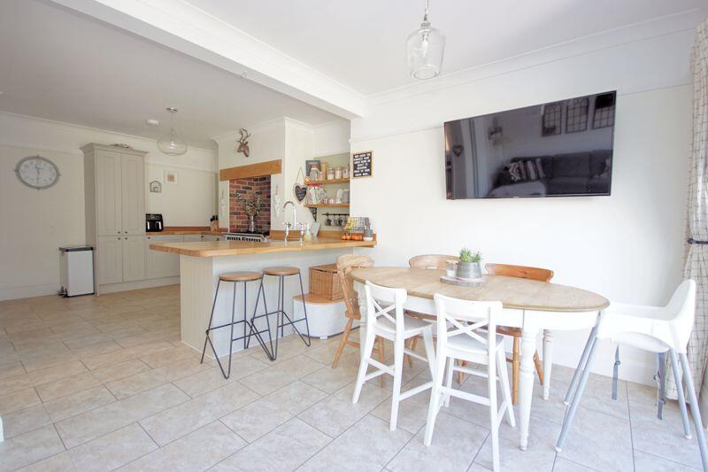 Open Plan Kitchen/Dining/Family Room