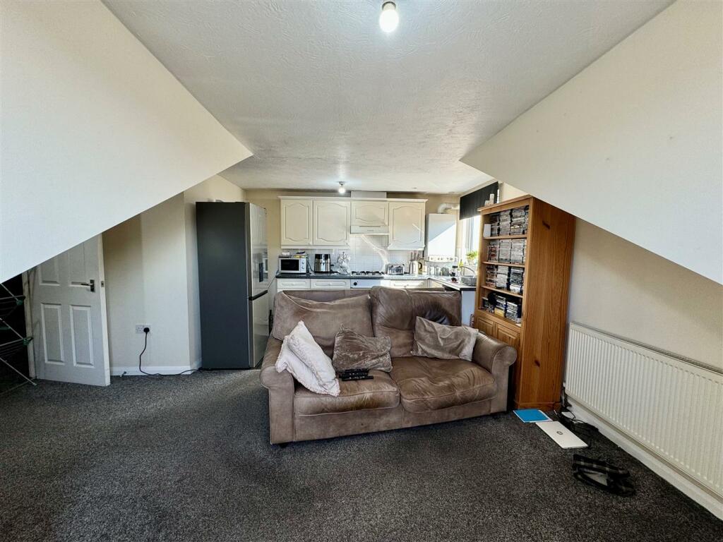 Living Room.jpg