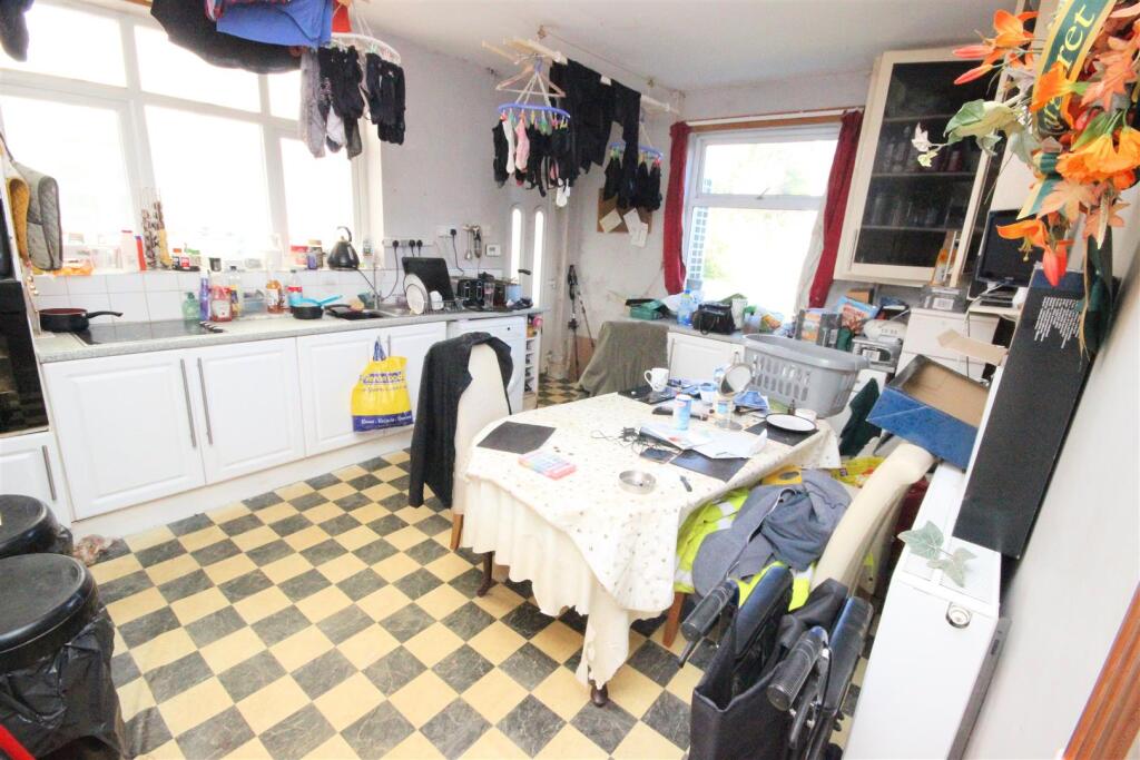 kitchen downstiars.JPG