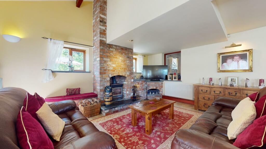 FARMHOUSE KITCHEN/FAMILY ROOM