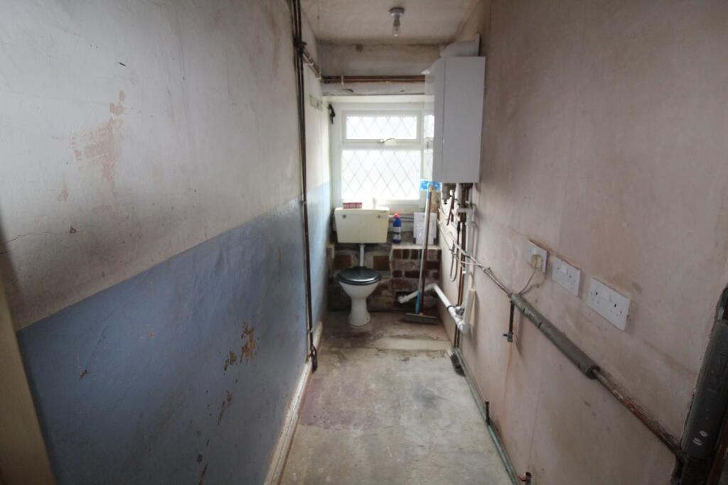 DOWNSTAIRS WC