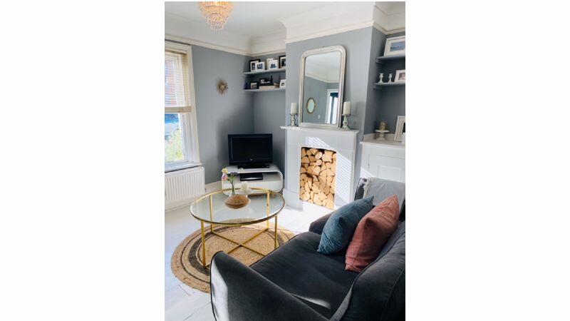 Living Room pic1