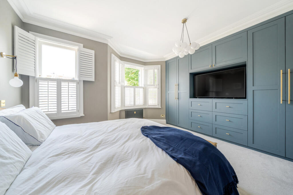 1306368-14-685002...