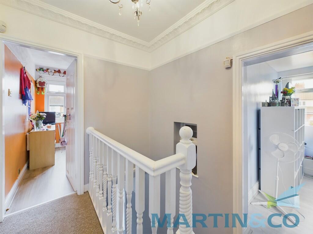 CAM01870G0-PR0147...