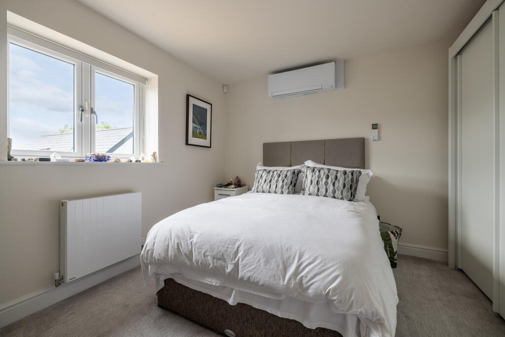 4 Old Nursery Gardens, Ashcott-44