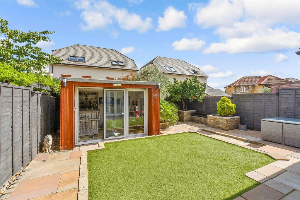 Workshop/Outbuildings