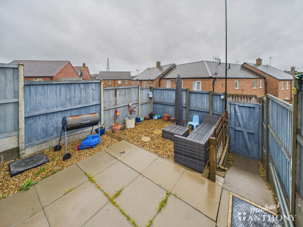 CAM02773G0-PR0363-STILL025