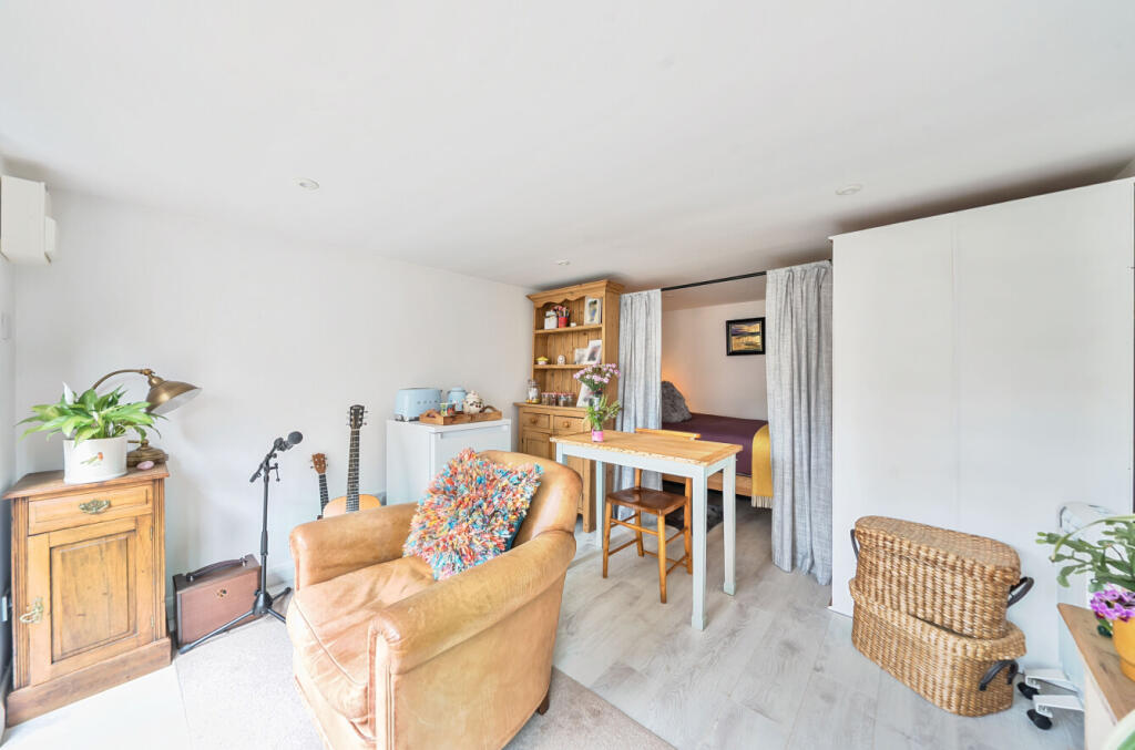 1333232-4-6891d3f...