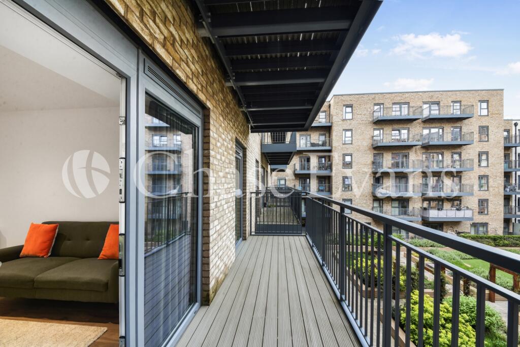 Balcony - Fermont Ho