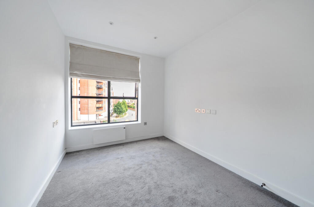 1303730-6-68486b5...