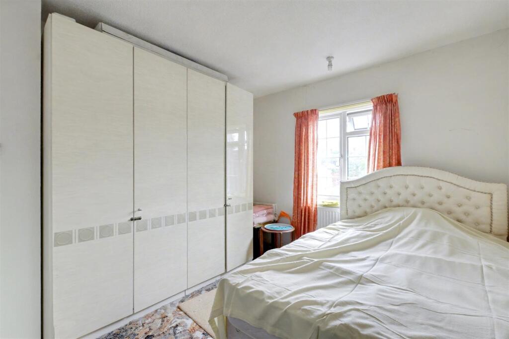 Bedroom 2.jpeg
