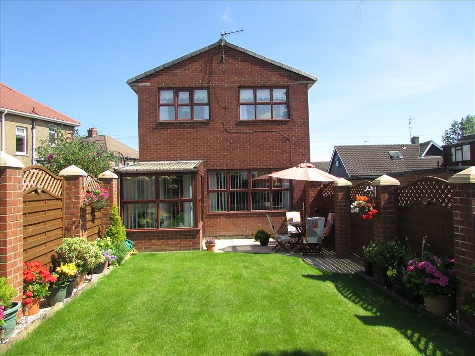 ENTRANCE PORCH