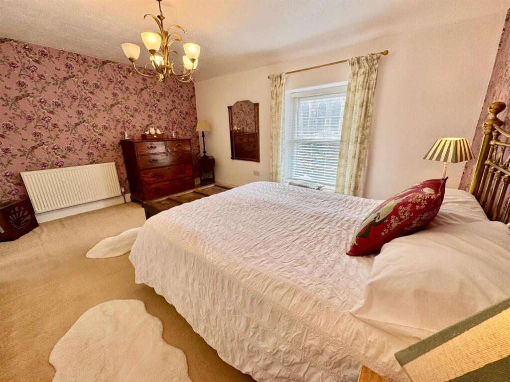 PHOTO-2025-09-08-20-23-53 (2).jpg