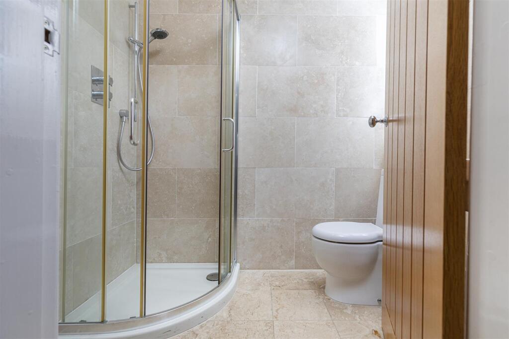 Bramleys Estate Agents - Gleneagles Way - Fixby (2