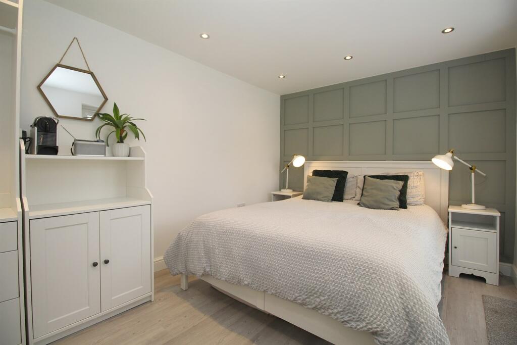 Guest Bedroom / Stud