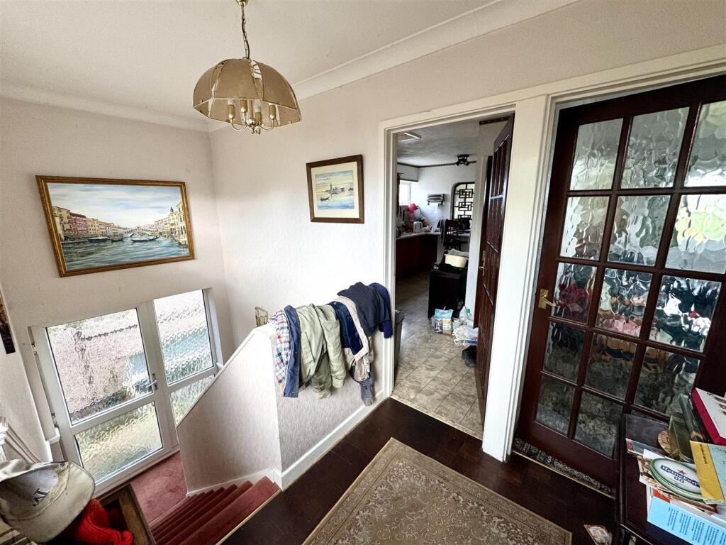 STAIRS TO LOWER GROUND FLOOR