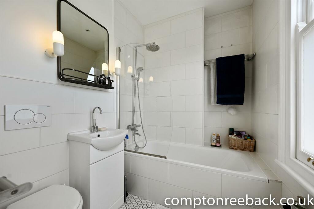 CR - 79a Castellain Road - Ensuite1 (1).jpg