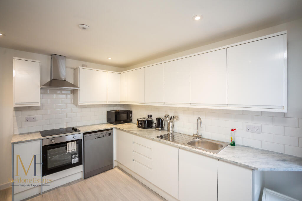 Kitchen_4