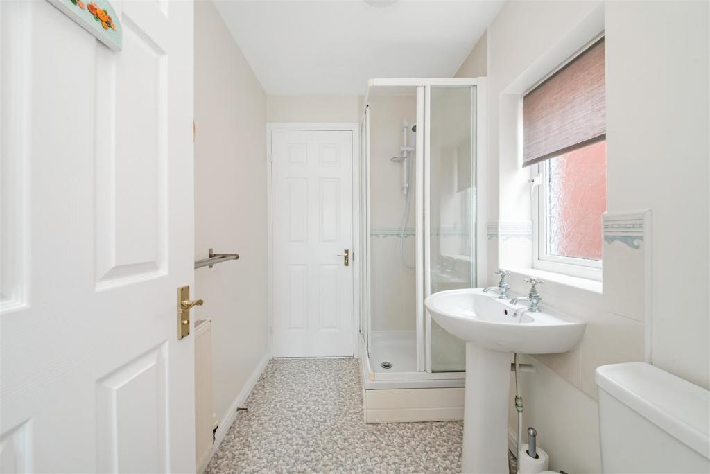 JACK AND JILL EN-SUITE