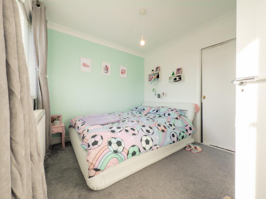 20250129111210 - IMG_3188 - 11 Treetops, Felixstow