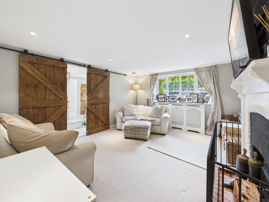 sitting room 5