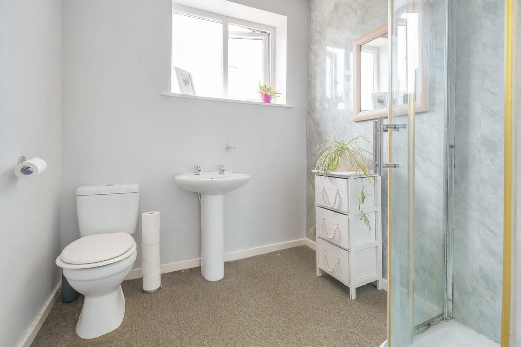En-Suite Shower R...