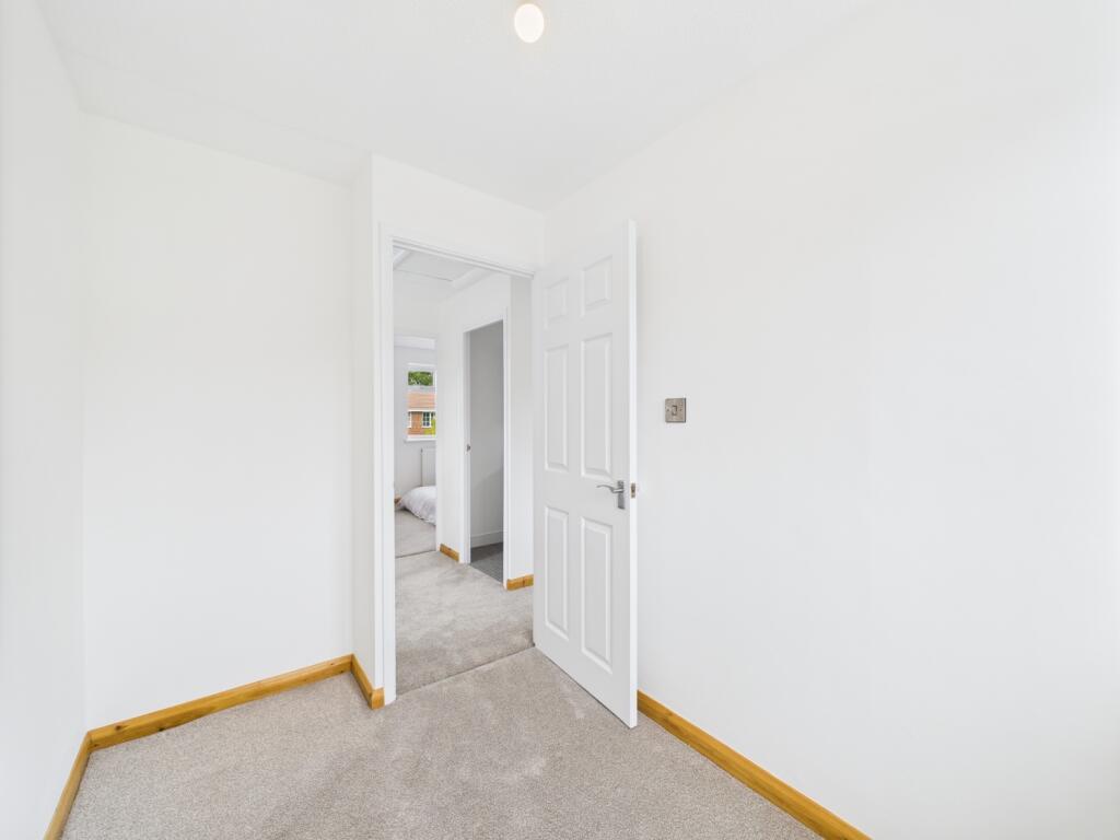 CAM02023G0-PR0155-STILL002