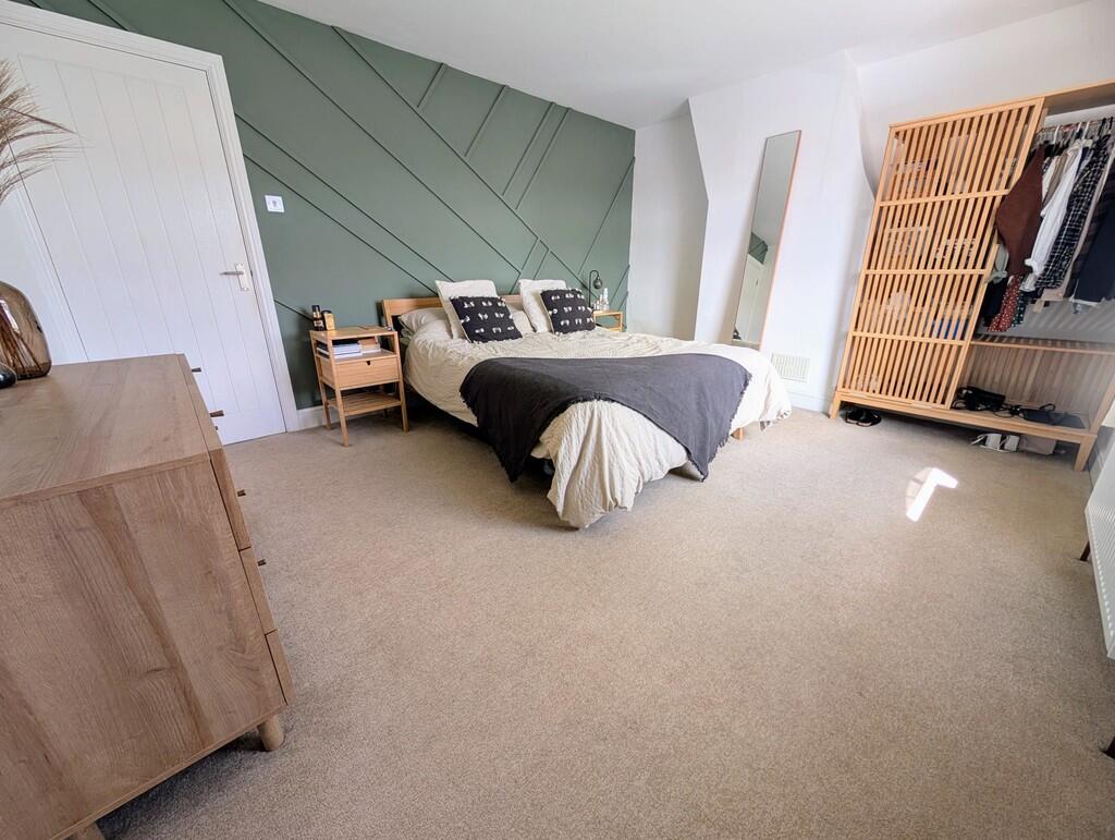 PXL_20250517_0946...