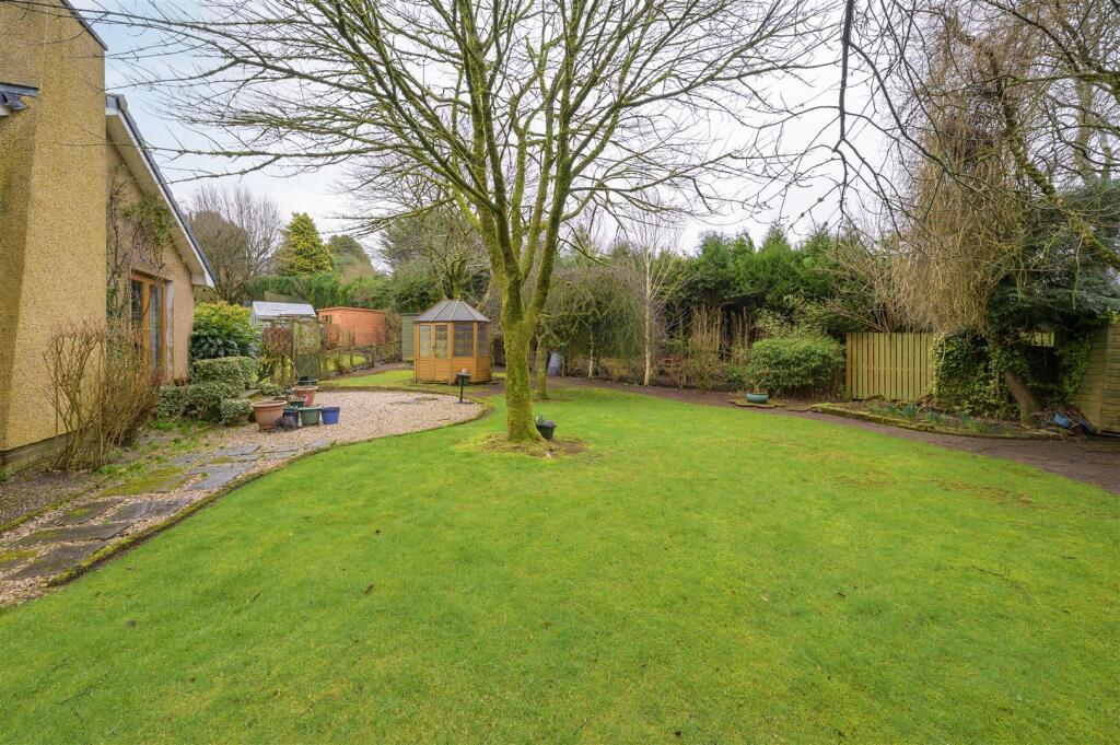 Manse Road 005.jpg