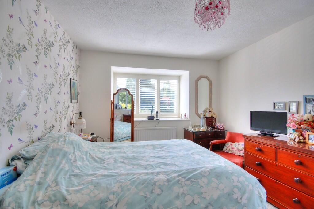 Bedroom 1 (3)