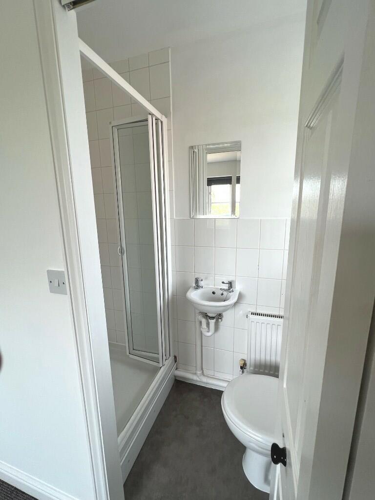 BEDROOM 1 EN-SUITE