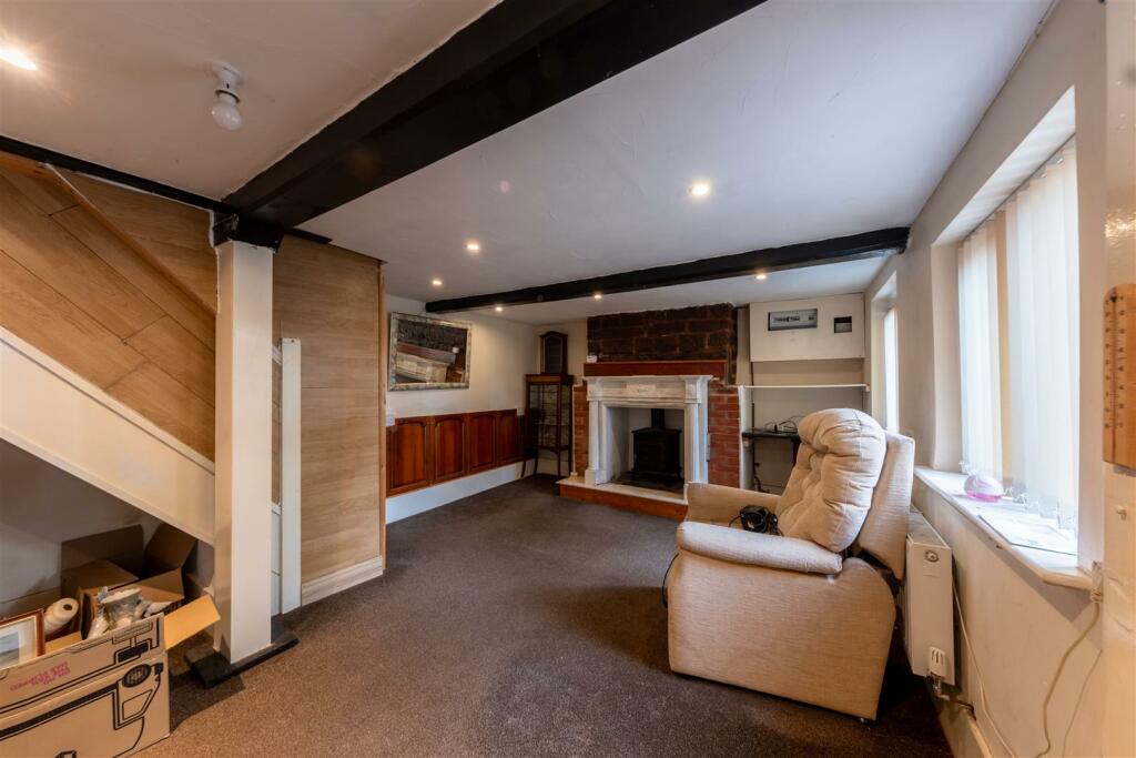 1 Iddenshall Cottages-004.jpg