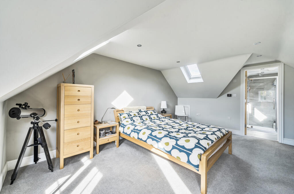 1362662-5-68e517d...