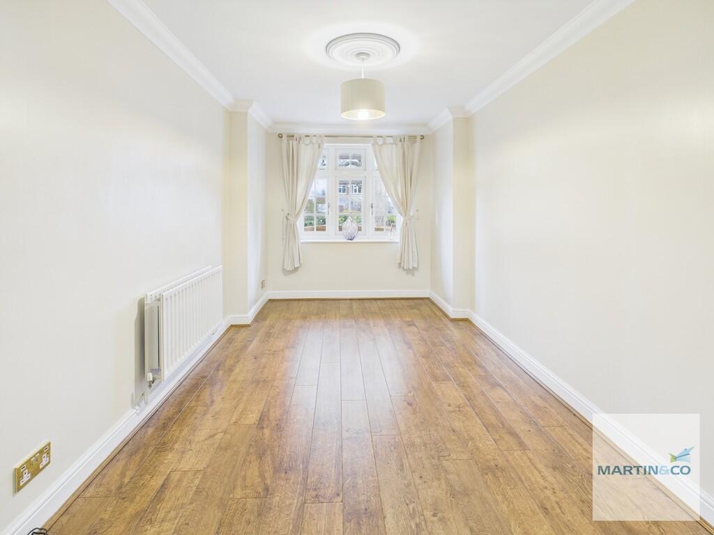 CAM03663G0-PR0130...