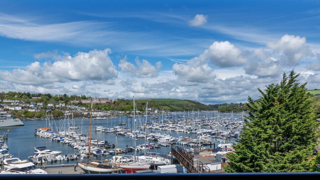 View At 1 Marina View_Kingswear