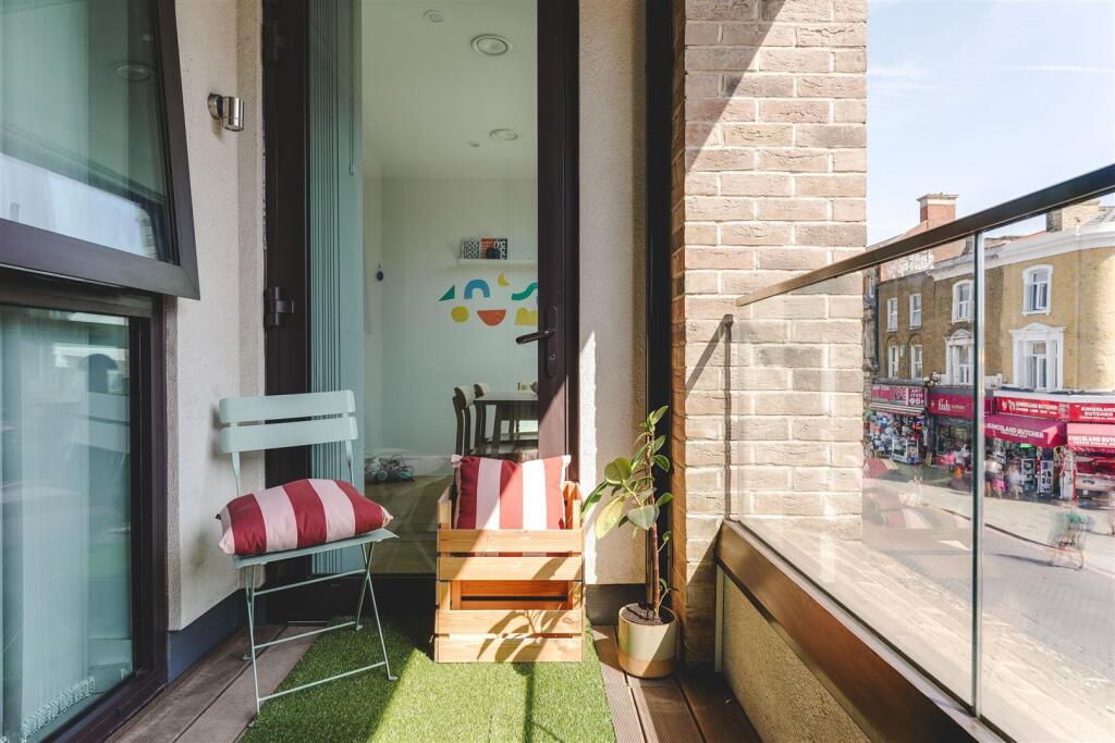 Kingsland Road-20.jpg