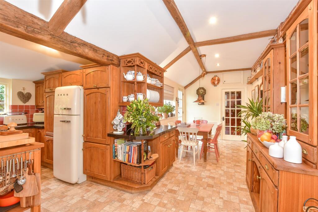 Kitchen/Breakfast Room