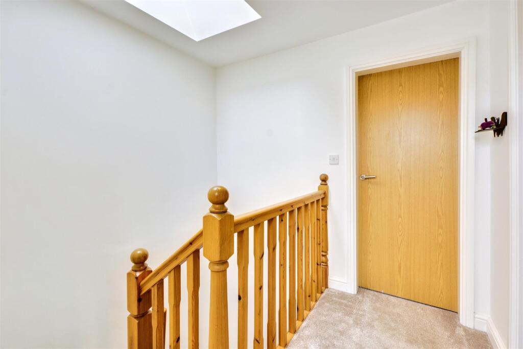 2nd Floor Landing.jpeg