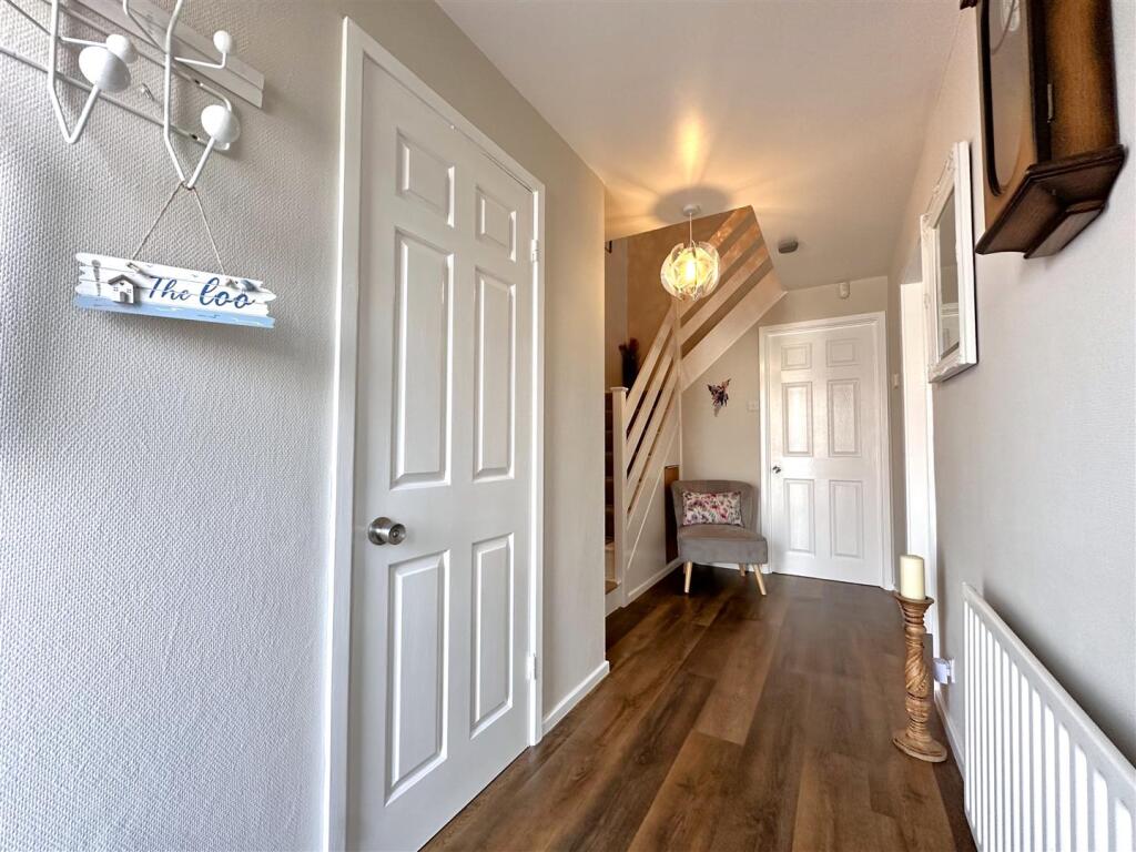 Inviting Entrance Hall 740