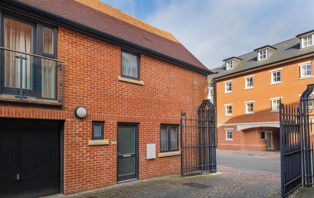 The-Gatehouse-Low-Res-7