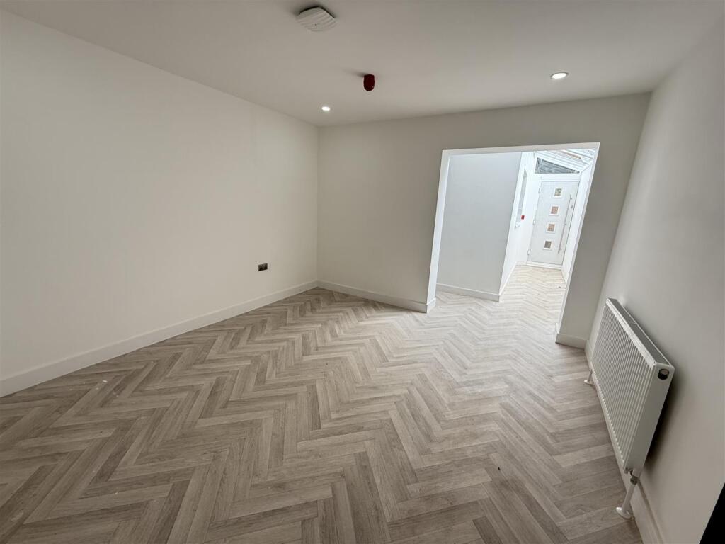 29 spring road walsall -6.jpg