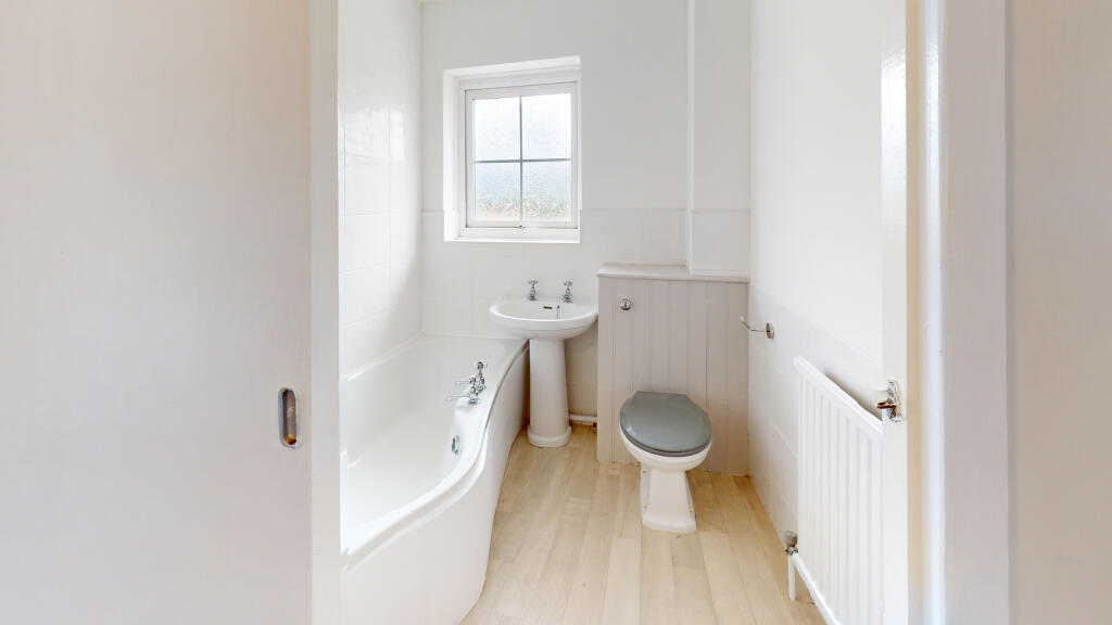 24-Hoyle-Court-Avenue-Bathroom