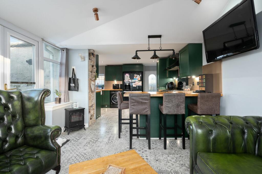 Kitchen/Family Room