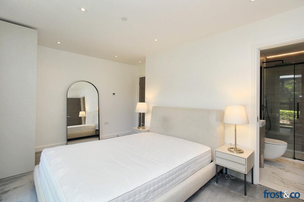 Master to En-Suite
